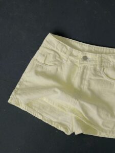 MINI SHORT PASTEL YELLOW #MORA.07.P