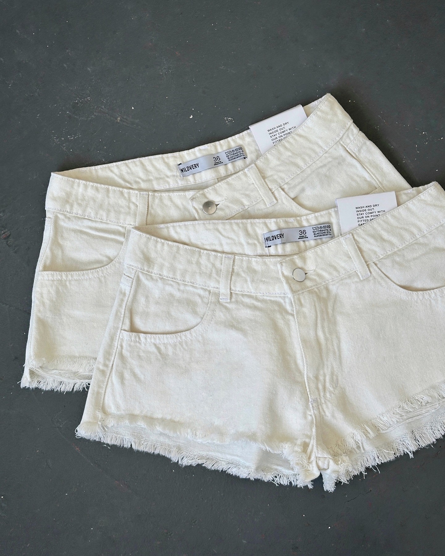 SHORT T. BAJO CREMA #POLA.08