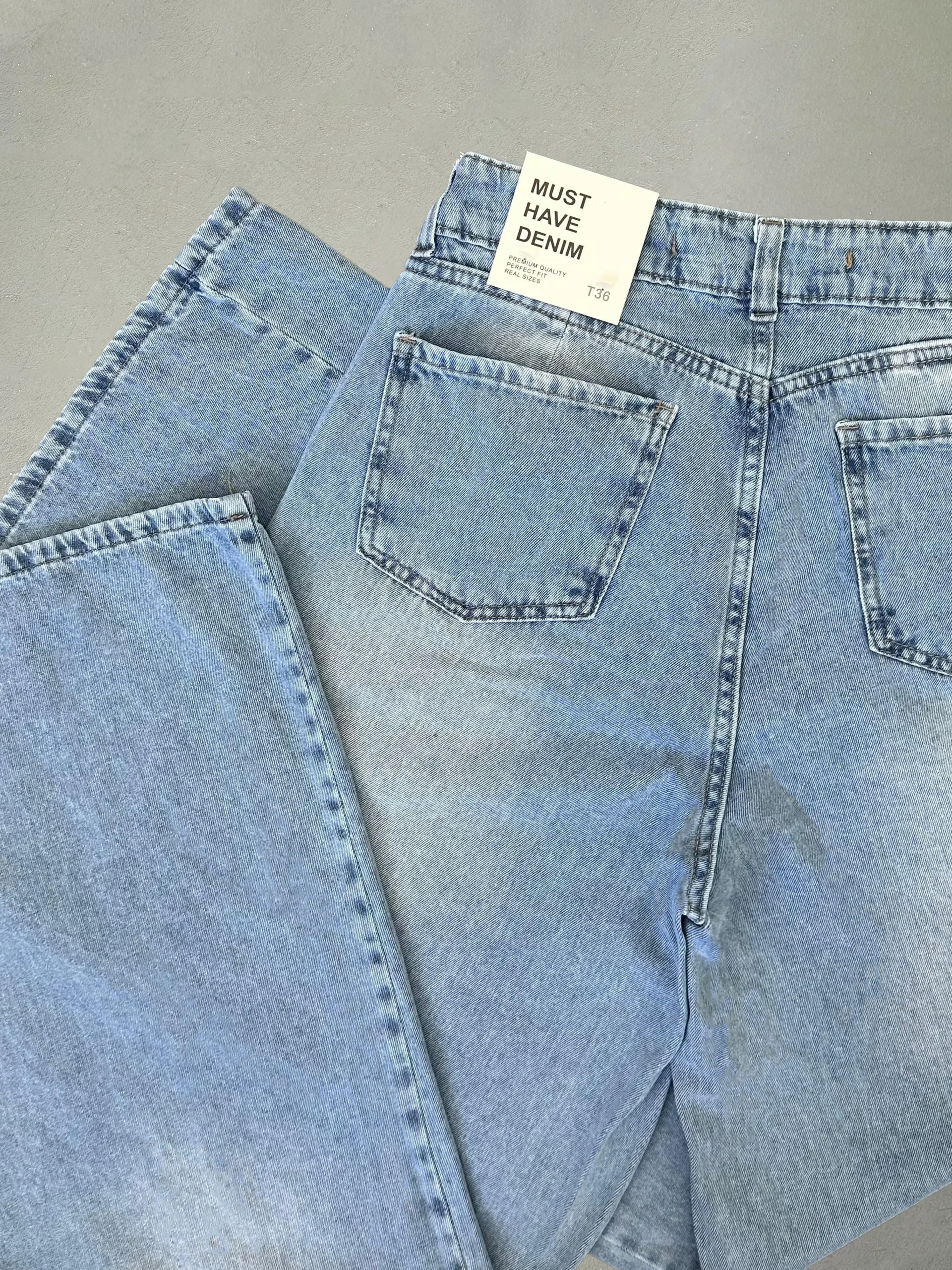 Alternative view of EXTRA WIDE CELESTE BG #STAMP.04.BG