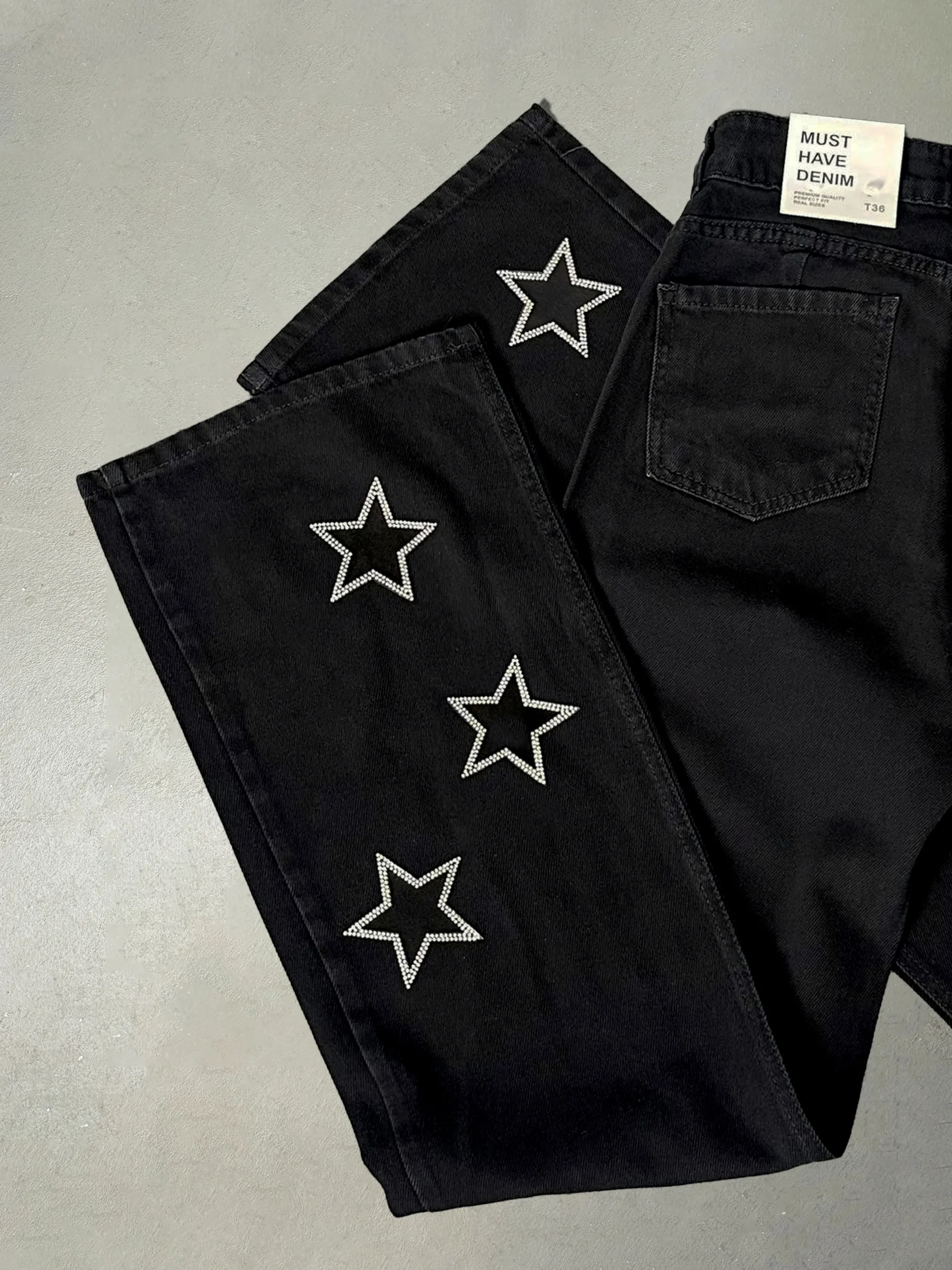 Alternative view of FULL LENGTH NEGRO STAR #LIZZY.01