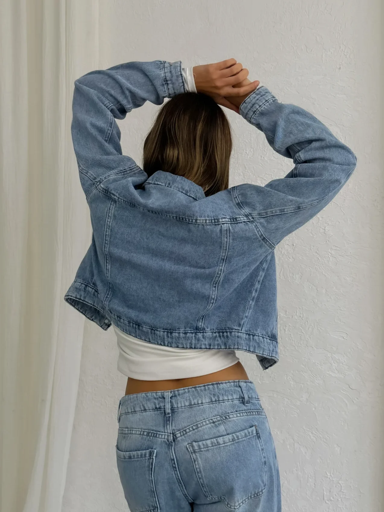Alternative view of CAMPERA OVER CROP CELESTE #SAMBA.04