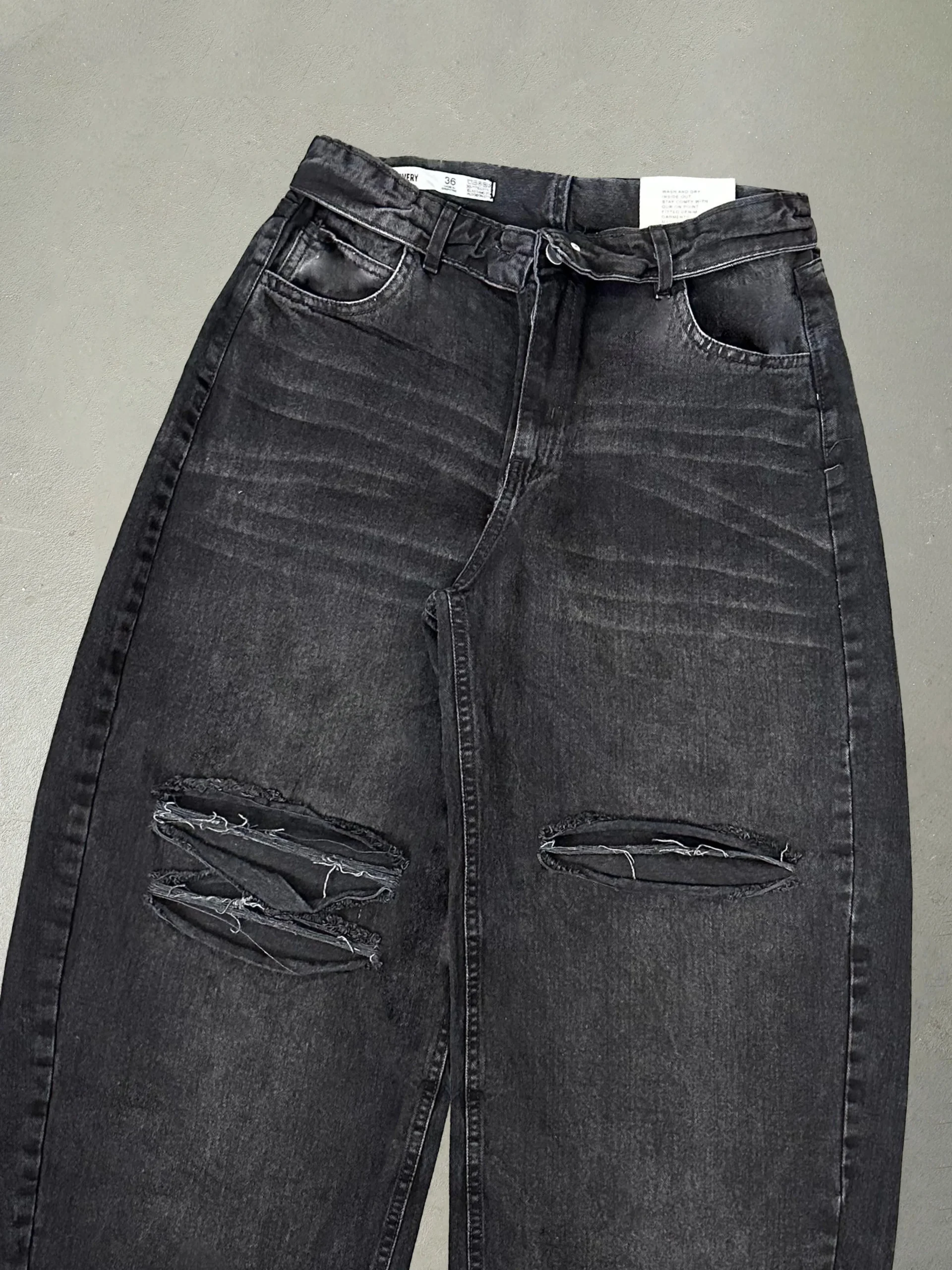 Alternative view of JEAN BARREL WAIST ROT. NEGRO #LEVIN.01
