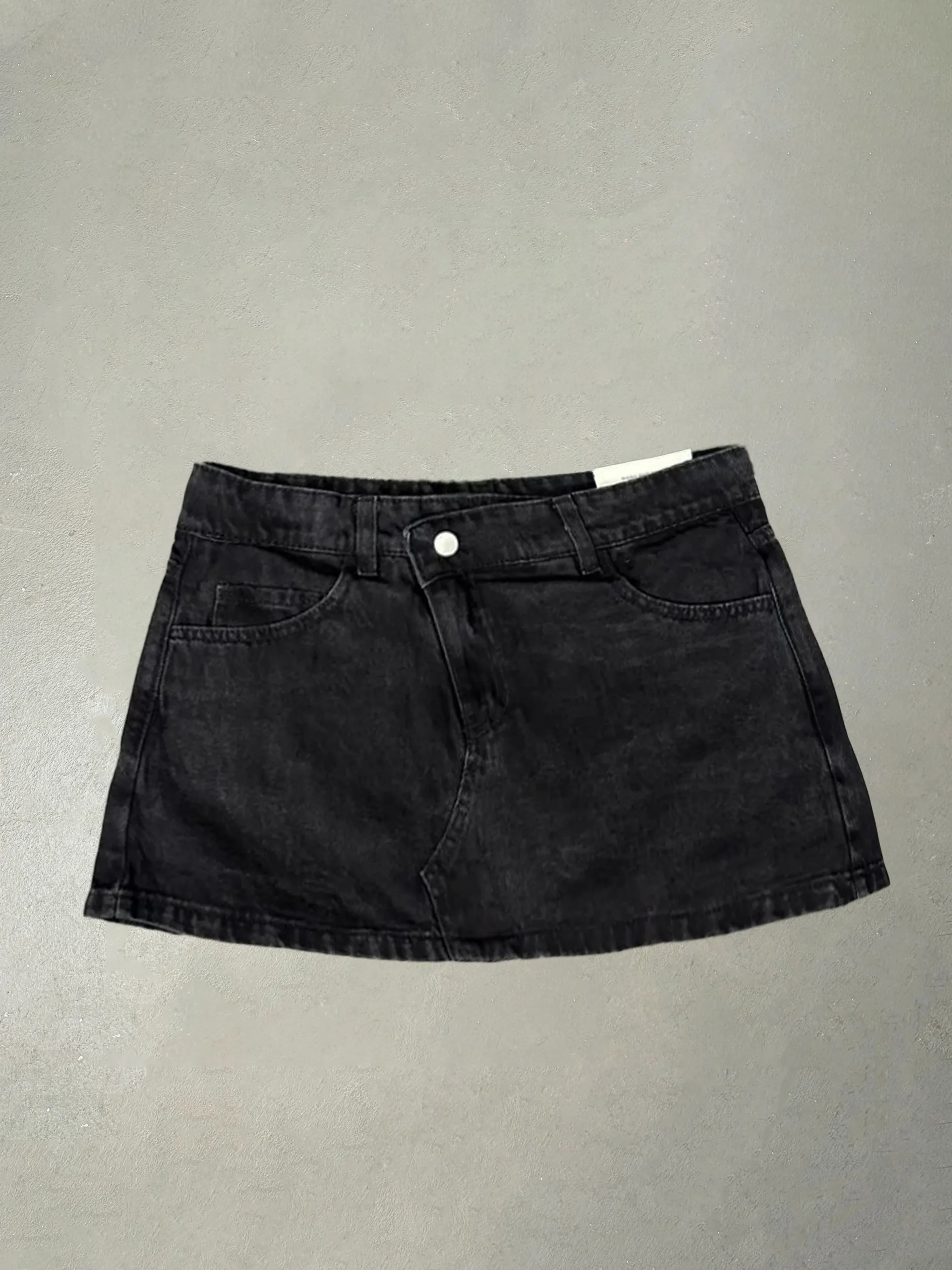 MINI SHORT CRUZA. NEGRO #KONA.01