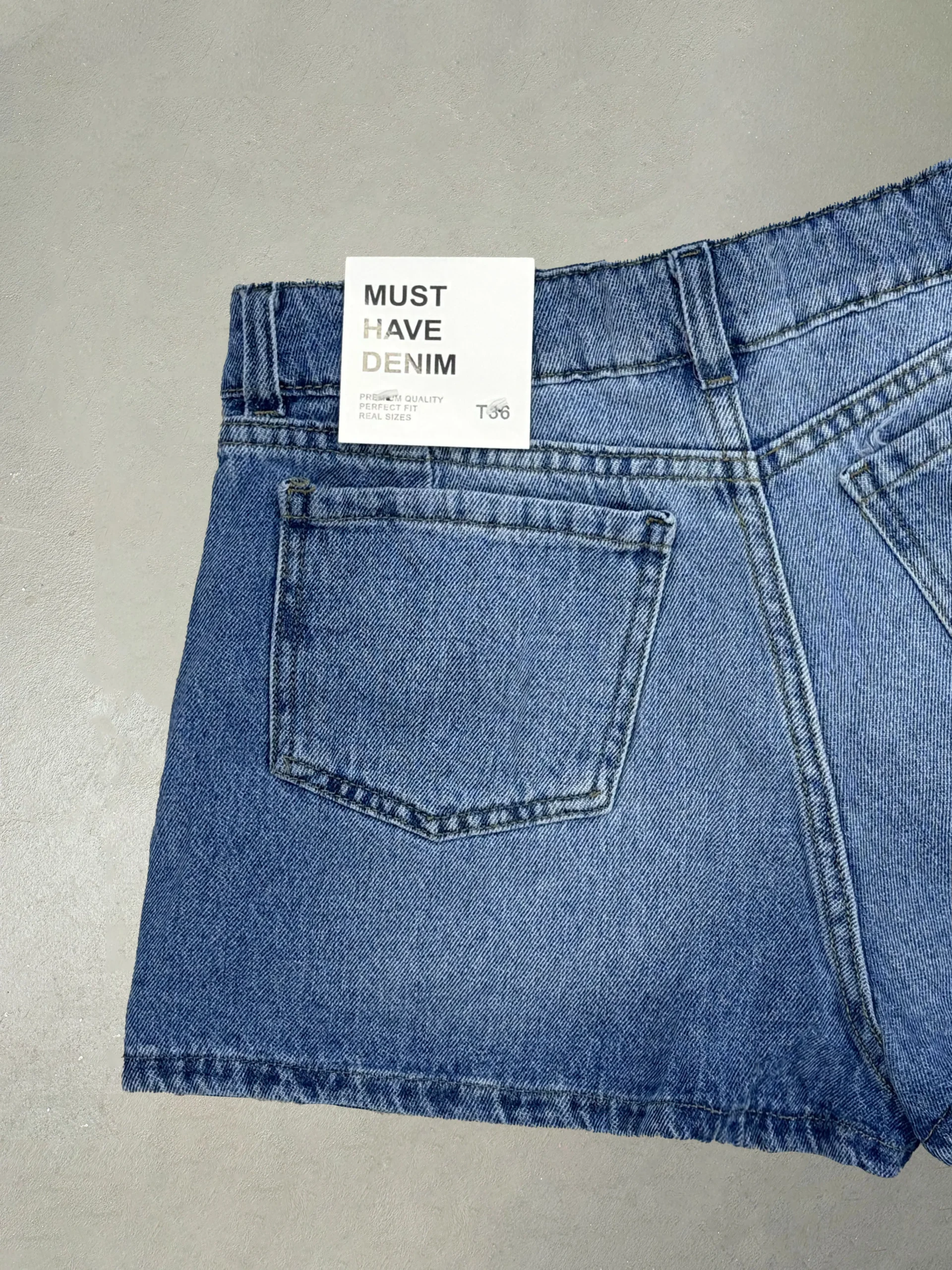 Alternative view of MINI SHORT AZUL #MARNE.03
